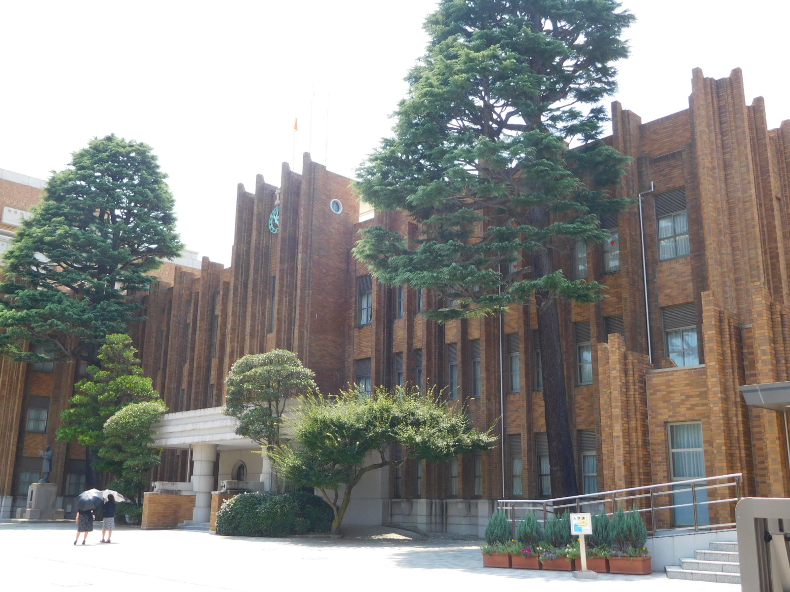 Takushoku